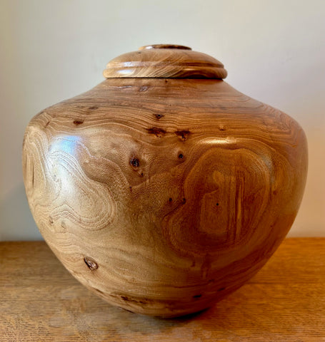 Elm Burl Companion Urn With Screw On Lid